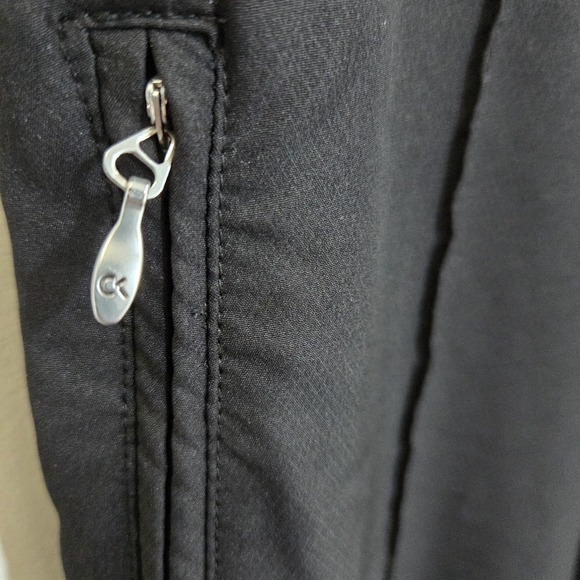 ⭐️Calvin Klein Performance Black Joggers Size Med - Picture 3 of 5